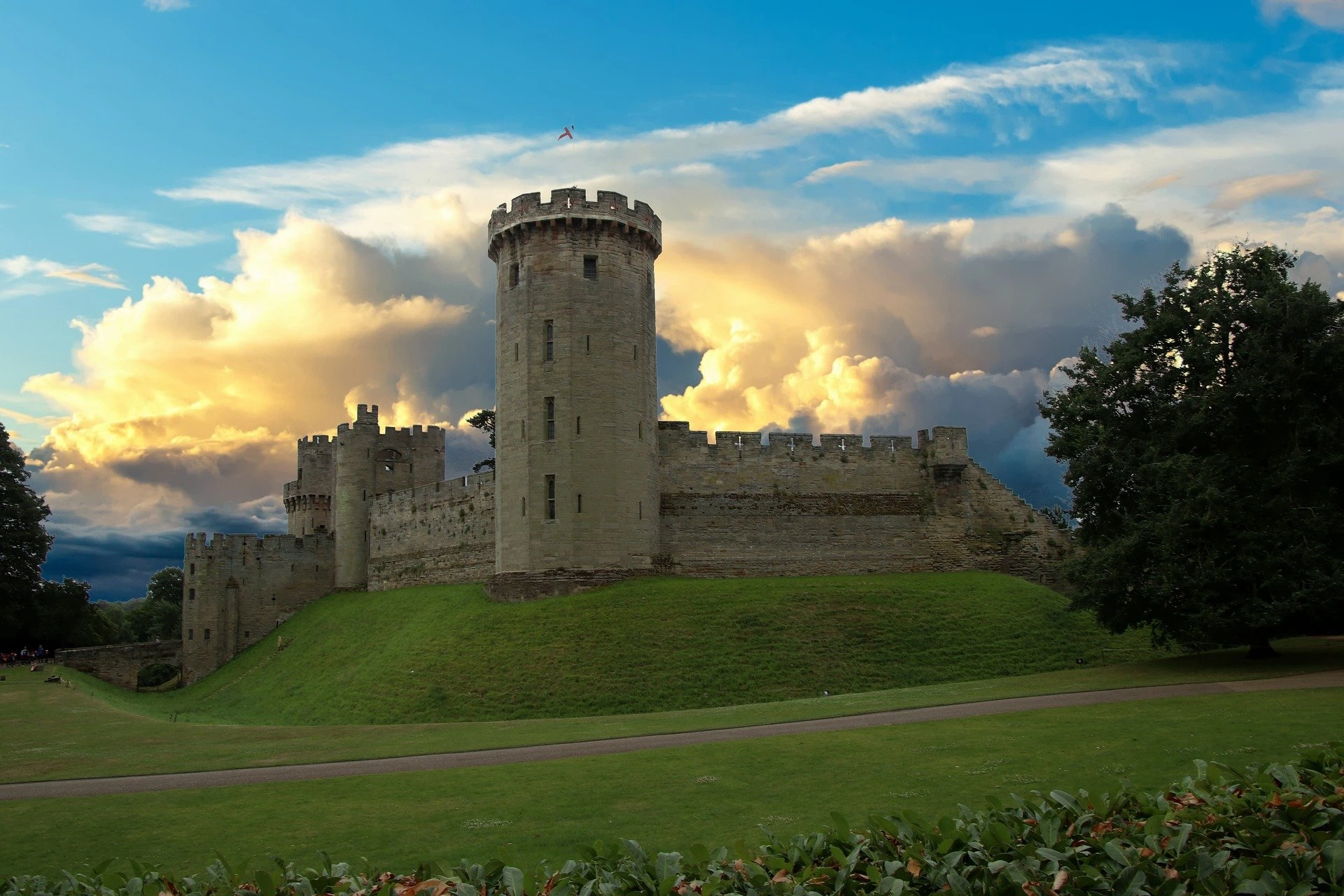 Protecting Warwick Castle’s 1100 years of history
